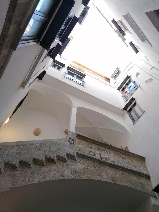 I Canti Comfort Rooms Palermo Eksteriør bilde