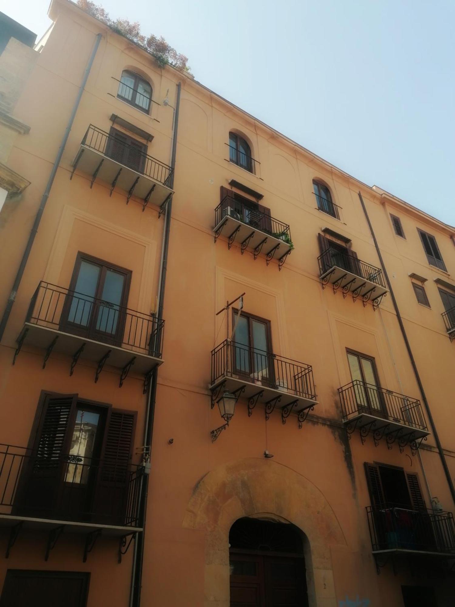 I Canti Comfort Rooms Palermo Eksteriør bilde